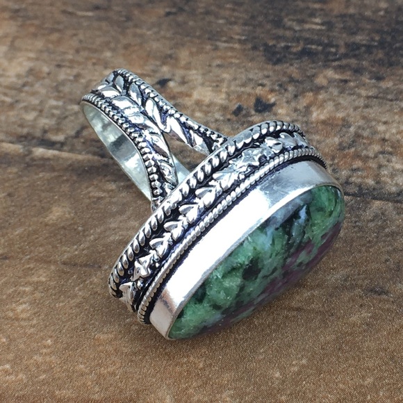 Ruby in Zoisite Stone Ring Size 8.25 - Picture 5 of 12